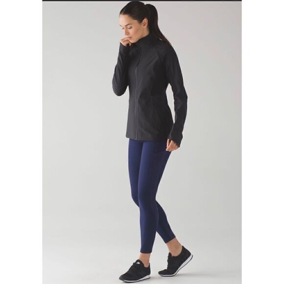 Lululemon Sleet Sprinter Tight
Hero Blue Size 6 / Excellent - Picture 1 of 8